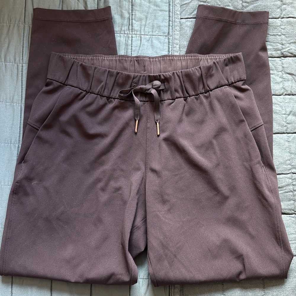 EUC Lululemon Women’s Jogger Drawstring Athletic Pants Size 6 - Picture 9 of 13